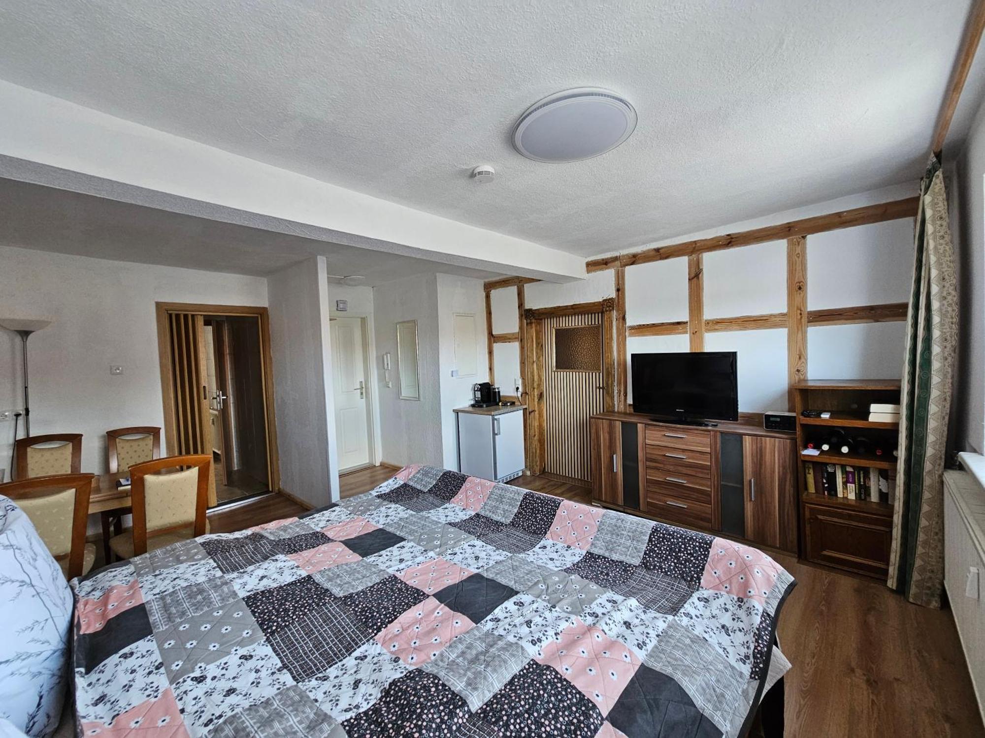 Ferienwohnung In Stadtroda Eksteriør bilde